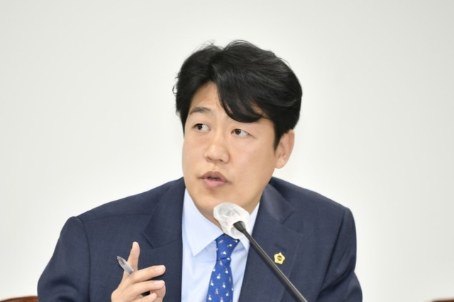 [특별기고] 강수훈 광주시의원, 비상계엄과 탄핵 정국서 빛난 '광주'