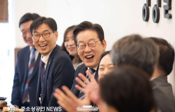 이재명 대통령, 세종 근무 공직자 격려오찬