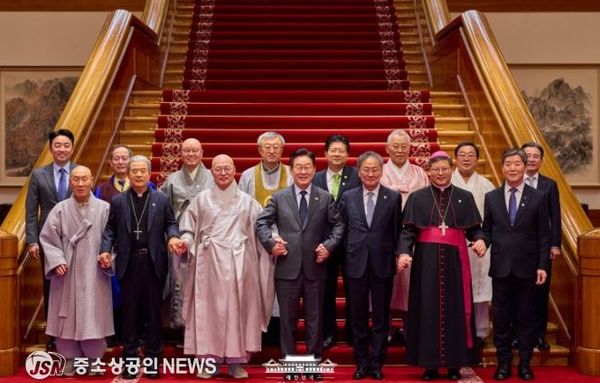 이재명 대통령, 종교지도자 초청 오찬 간담회