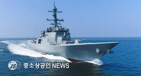 차세대 이지스함 구축함 1번함 정조대왕함. 동급 2번함이 다산 정약용함이다.