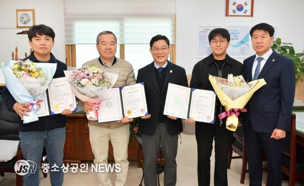 담양군, ‘2025년도 전라남도 모범납세자’ 증서 전달식