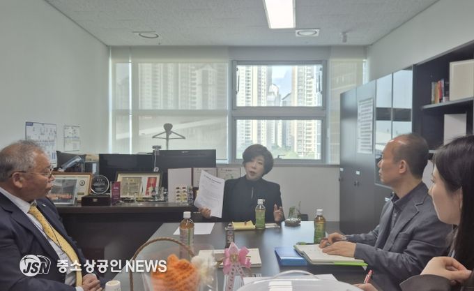 경기도의회 정경자 의원, 하루 종일 원폭피해자 곁에…현장 중심 의정활동