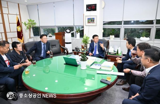 완주군의회, 전북지방변호사회와 손잡고 전주가정법원 및 완주군법원 설치 논의