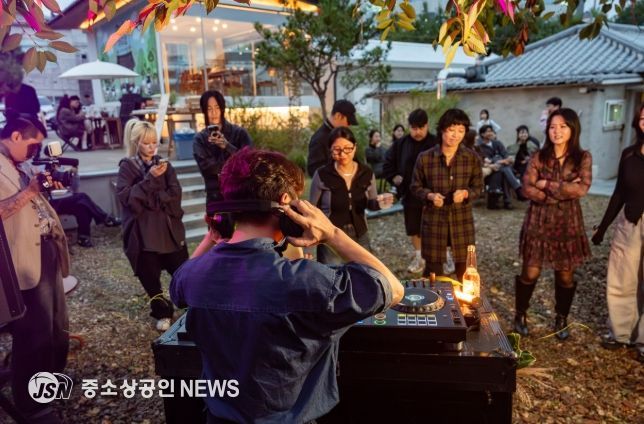 로컬문화실험 ‘오렌지 스파클링’ 성황