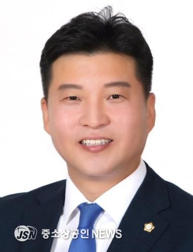 고용진 여수시의회 의원, 전국 최초'섬길 보존과 관광 자원화 조례'제정