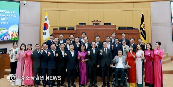 베트남 빈롱성 대표단 접견