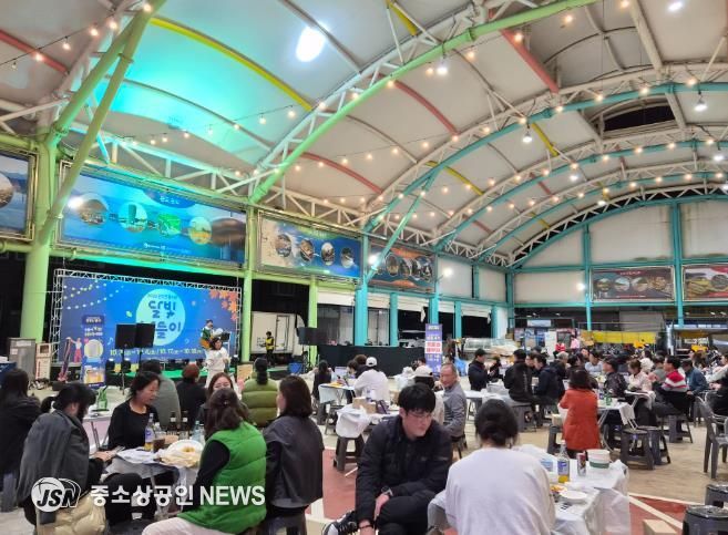 완도군, ‘달빛 나들이 야시장’ 큰 호응 얻어