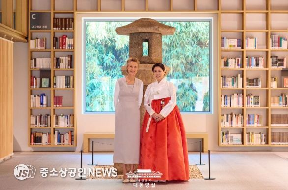 김혜경 여사, 캐나다 총리 부인 환담(대통령실)