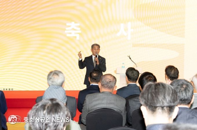 인천시의회 정해권 의장, ‘인천아트쇼 2025’ 참석