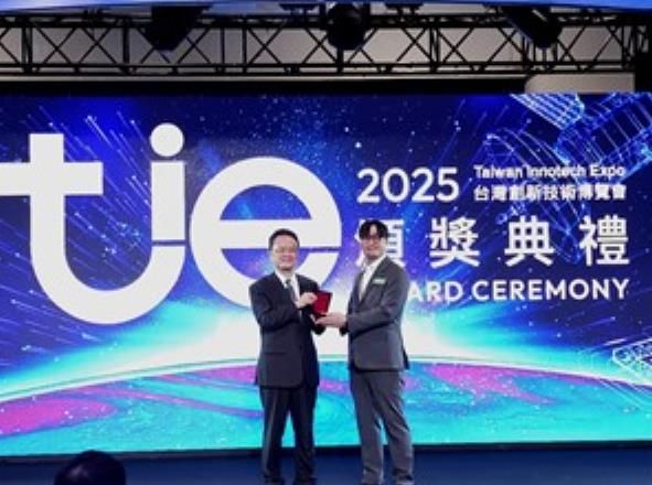 올해 10월 대만 타이베이에서 열린 ‘2025 대만 이노테크 엑스포’에서 수성구 중장년 기술창업센터 입주기업 디앤유(D&U)가 금상을 수상했다.