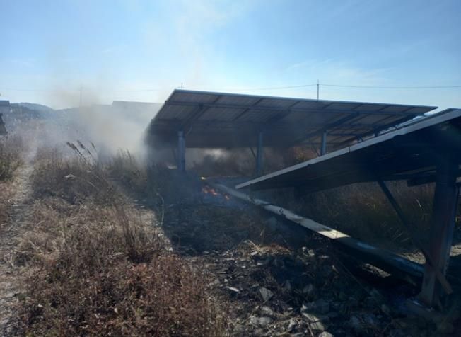 해남군 태양광시설 화재, 다량의 소화기로 신속 초기진압