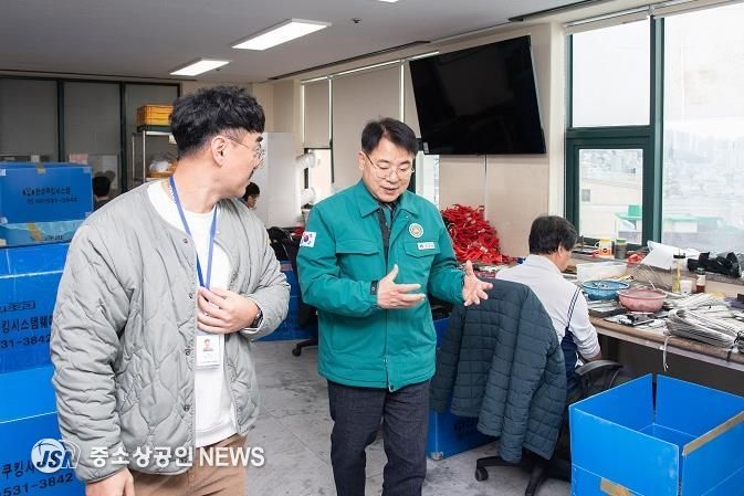 윤일현 부산 금정구청장, 한파 취약계층 보호 기관 현장 방문