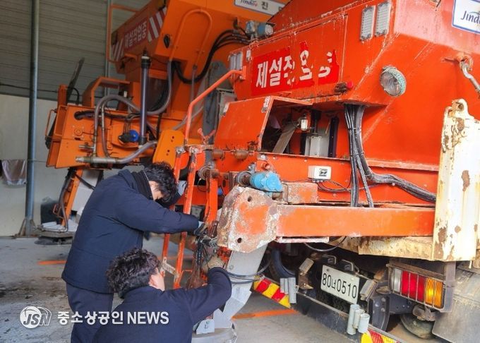 진도군, 제설 대책 본격 시행… 겨울철 눈길 걱정 던다