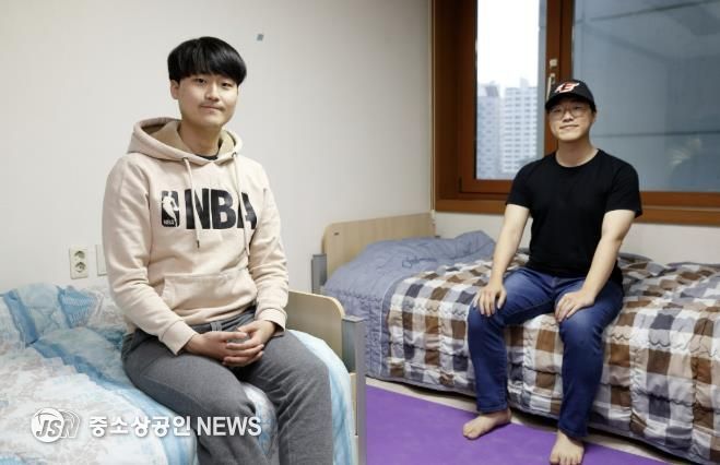 화성시장학관에 입소한 화성 청년들