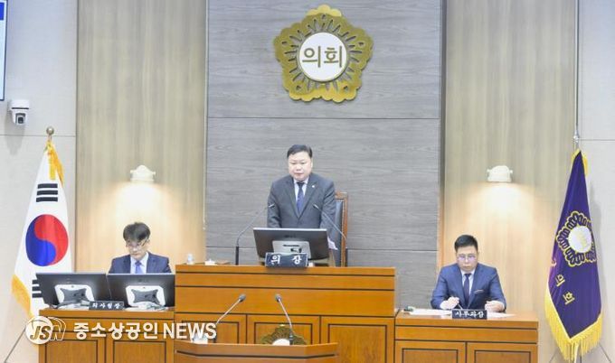 임시회 개회(손종석 의장)