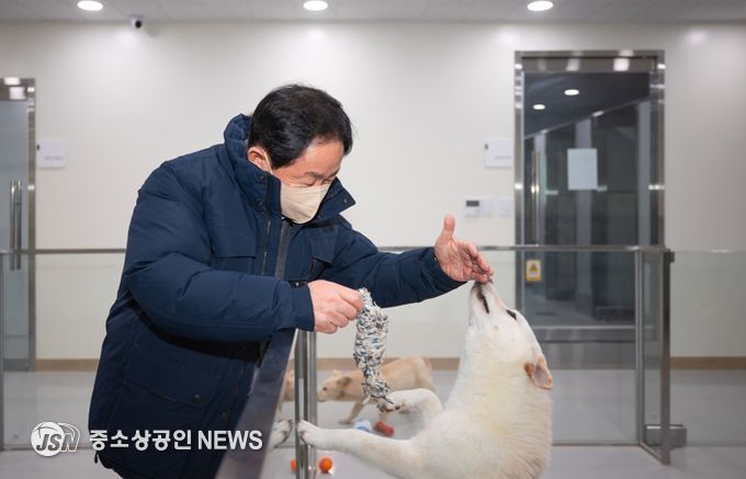 설 명절 ‘빈틈없는 민생 행보’…주광덕 남양주시장, 동물보호센터 등 현장 점검