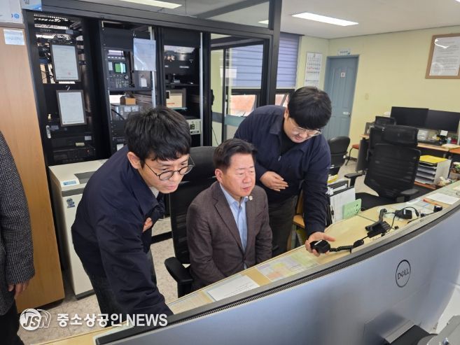 오영훈 제주도지사, 조업 어선과 실시간 교신 “안전 운항 당부”